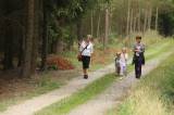 5G6H0466: Foto: Děti musely v paběnickém lese odevzdat své svačiny Otesánkovi!