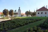 IMG_1471: Foto: Zahrady Jezuitské koleje v Kutné Hoře se dočkaly slavnostního otevření