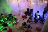 5G6H4860: Foto: Děti z mateřské školky Pohádka se připravují na zimu v solné jeskyni a sauně
