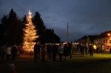 IMG_4358: Foto: Atmosféra Vánoc dorazila i do Žehušic, kde rozsvítili nově vysazený vánoční strom