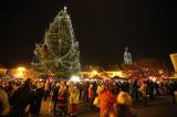 6G6H8167: Foto, video: Kutnohoráci rozsvítili vánoční strom na náměstí ve středu