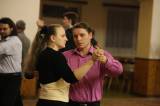 5G6H1292: Foto: Na úvod tanečních pro dospělé si manželé Novákovi připravili blues a rumbu