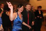 5G6H9332: Foto: Myslivecký ples v Červených Janovicích velmi brzy nabral pořádné obrátky