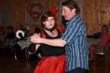 IMG_6487: Foto: Pestrá paleta masek tančila na Sportovním plese v suchdolské sokolovně
