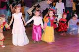 IMG_3114: Foto, video: Na karnevale si děti mohly v neděli zatančit i v čáslavském Grandu