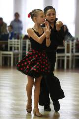 5G6H6837: Foto, video: V sále kulturního domu Kooperativa se celou sobotu tančilo