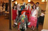 5G6H9465: Foto: Králem karnevalu ve Zbraslavicích zvolili šaška ve vysoké čepici
