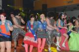 DSC_6101: Foto: Poslední maturitní ples v kolínském kulturáku se nesl v diskotékovém  stylu