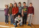 DSC_0208: Foto: Žáci z Kamenné stezky přišli v pátek do vyučování s „Crazy účesy“