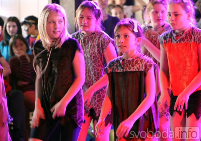 Foto: Amatérská taneční soutěž Čáslavský čtyřlístek po roce opět zaplnila sál hotelu Grand