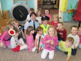 sam_6028: Děti z Mateřské školy Sedlec a Malín Kutná Hora měly radost z policejní návštěvy