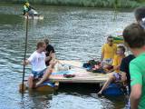 P1320965: Foto, video: Hladinu Podmětského rybníku čeřila po domácku vyrobená plavidla