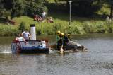 _MG_6822: Foto, video: Hladinu Podmětského rybníku čeřila po domácku vyrobená plavidla