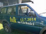P1330159: Foto: Folkovou muziku si v sobotu vychutnali v prostorách hradu Lichnice