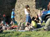 P1330306: Foto: Folkovou muziku si v sobotu vychutnali v prostorách hradu Lichnice