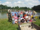 DSCN6793: Foto: První ročník nepoměřické neckyády přilákal na rybník jedenáct plavidel!