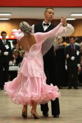 5G6H3959: Foto: Taneční kurzy v Lorci mají za sebou první prodloužené lekce