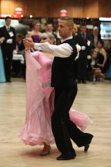 5G6H3991: Foto: Taneční kurzy v Lorci mají za sebou první prodloužené lekce