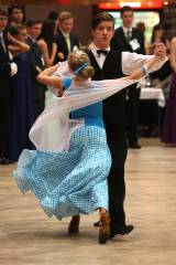 5G6H4024: Foto: Taneční kurzy v Lorci mají za sebou první prodloužené lekce
