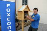 IMG_5777: Kutná Hora má svoji „sousedskou knihovnu“, vybudovali ji zaměstnanci Foxconnu