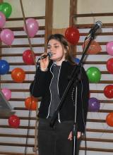 f3: Dvacet zpěváků ZŠ T.G. Masaryka soutěžilo v šestém ročníku Caruso show 2014