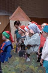 P1130067: Foto: Divadelní představení pomohlo dětskému oddělení Městské nemocnice Čáslav