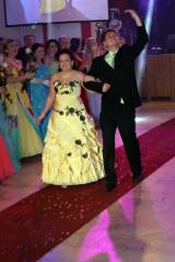 IMG_9317: Foto: Šňůru maturitních plesů zahájili kosmetičky a mechanici ze SOŠ a SOU Kutná Hora