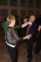 IMG_0134: Foto: Tanečníky na Mysliveckém plese v Křeseticích rozparádily hity od skupiny ABBA