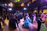 5G6H8761: Foto, video: Maturitní ples čáslavské obchodní akademie patřil rebelovi a rebelkám