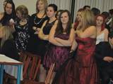 DSCN0992: Foto, video: Absolventům třemošnického učiliště na jejich plese zatančily aquabely!