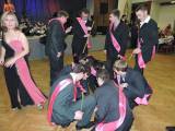 DSCN1013: Foto, video: Absolventům třemošnického učiliště na jejich plese zatančily aquabely!