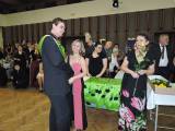 DSCN1026: Foto, video: Absolventům třemošnického učiliště na jejich plese zatančily aquabely!