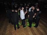 DSCN1190: Foto, video: Absolventům třemošnického učiliště na jejich plese zatančily aquabely!