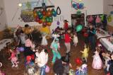 IMG_3500: Foto: Na karnevalu v Šebestěnicích se do víru tance vrhli děti i jejich rodiče