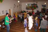 IMG_3520: Foto: Na karnevalu v Šebestěnicích se do víru tance vrhli děti i jejich rodiče