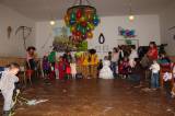 IMG_3570: Foto: Na karnevalu v Šebestěnicích se do víru tance vrhli děti i jejich rodiče