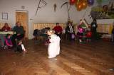 IMG_3596: Foto: Na karnevalu v Šebestěnicích se do víru tance vrhli děti i jejich rodiče