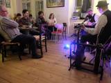 DSCF8719: Foto: Ostravská dvojice Retro Blues nadchla kavárnu Blues Café