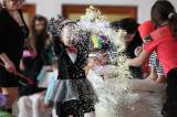 5G6H9565: Foto: Karnevalové veselí v neděli zachvátilo i děti v křesetické sokolovně