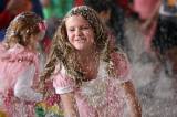 5G6H9622: Foto: Karnevalové veselí v neděli zachvátilo i děti v křesetické sokolovně