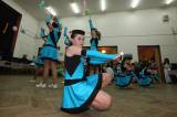 5G6H6558: Foto: Na karnevale ve Zbraslavicích tančili i vojáci v chemických oblecích