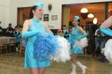 5G6H6610: Foto: Na karnevale ve Zbraslavicích tančili i vojáci v chemických oblecích