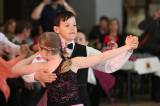 5G6H6838: Foto: Kutnohorský groš přilákal do Lorce desítky tanečních párů