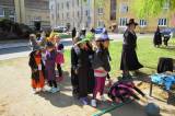 IMG_4712: Foto: Žáci ze ZŠ T.G. Masaryka se proměnili v čaroděje a čarodějnice