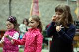 IMG_2156: Foto: Program "pálení čarodějnic" v Nových Dvorech zpestřilo pro děti Divadélko Kůzle