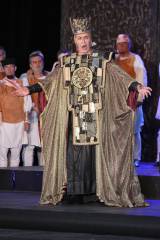 5G6H5561: Foto: Na nádvoří Jezuitské koleje zazněla Verdiho opera Nabucco