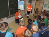 DSCN9169-001: Foto: Žáci první třídy ZŠ Žehušice besedovali s kutnohorskými záchranáři o první pomoci