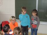 DSCN9175-001: Foto: Žáci první třídy ZŠ Žehušice besedovali s kutnohorskými záchranáři o první pomoci