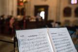 kostel15: Foto: Kolínská noc kostelů, v Bartoloměji zahrál smyčcový orchestr ARCHI