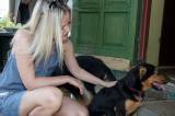 IMG_1448: Kateřina Klasnová na návštěvě psího útulku v Kutné Hoře